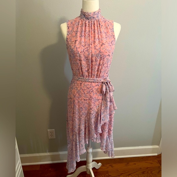 Beautiful dress for special occasions - Picture 1 of 4